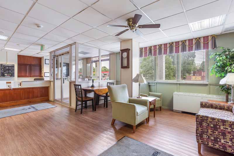 Autumn Lake Healthcare at Overlea workplace 4