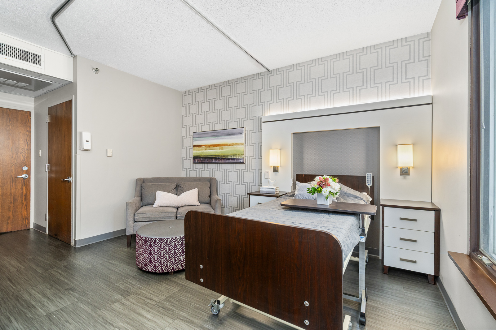 Elevate Care South Holland workplace 6