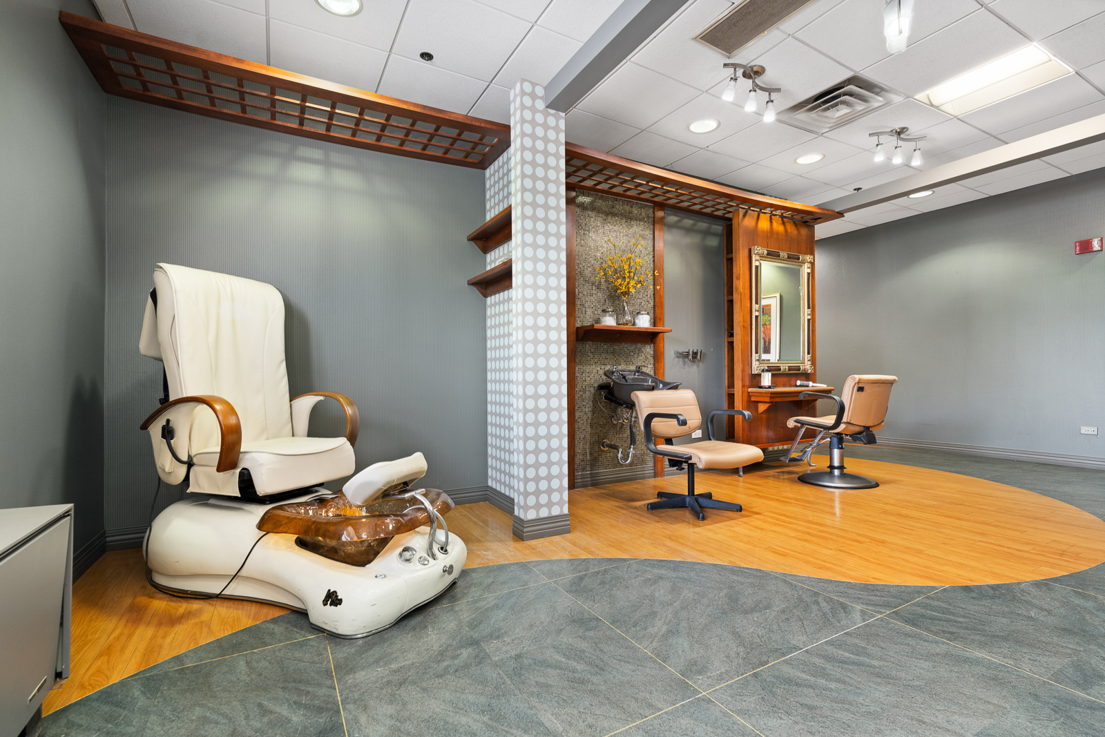 Elevate Care Abington workplace 6
