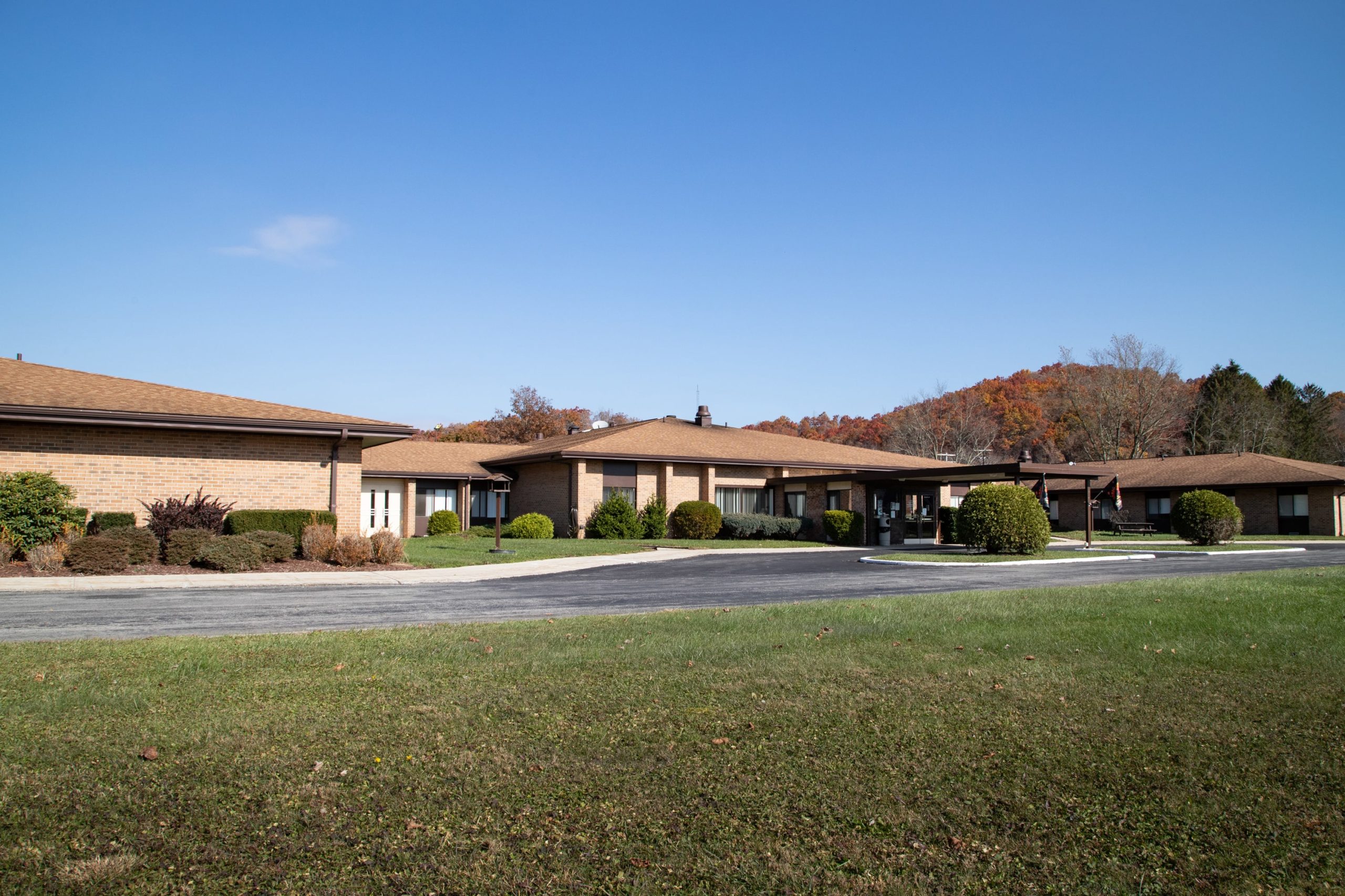 Nella's at Autumn Lake Healthcare workplace 3