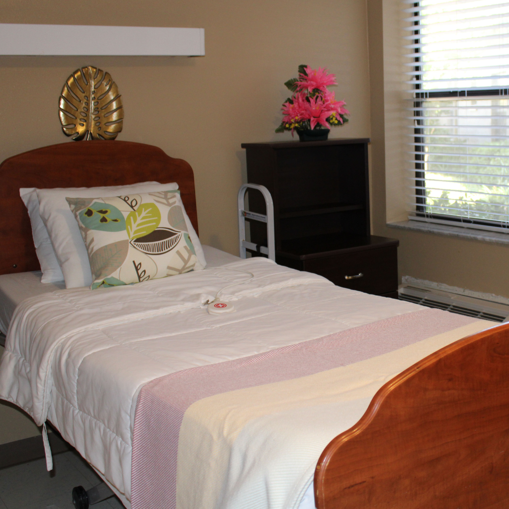 Lake Wales Wellness and Rehabilitation Center workplace 4