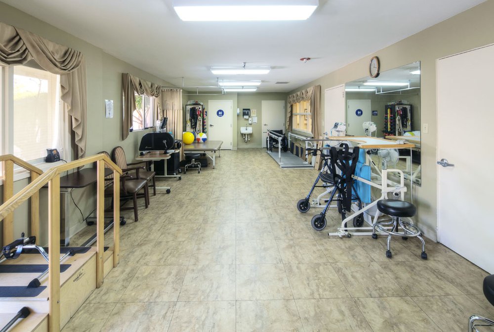 Advanced Rehab Center of Tustin workplace 4